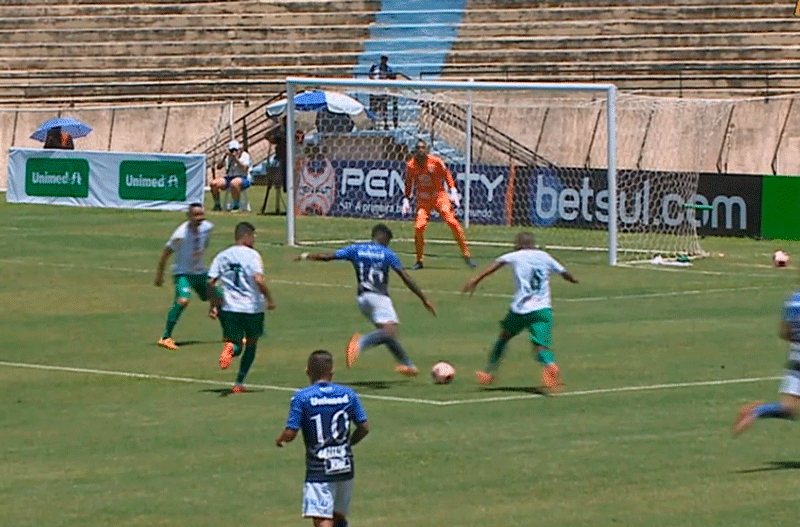 jogadores de futebol