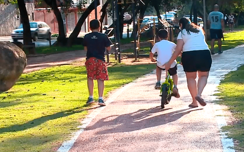 Esporte e lazer em parque de Várzea Paulista