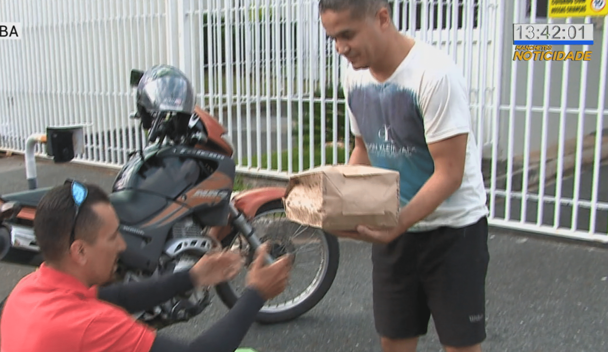 Comércios usam serviço de entrega na quarentena