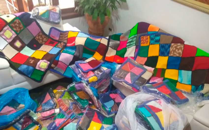 Cobertores de tricô e crochê doados em Sorocaba