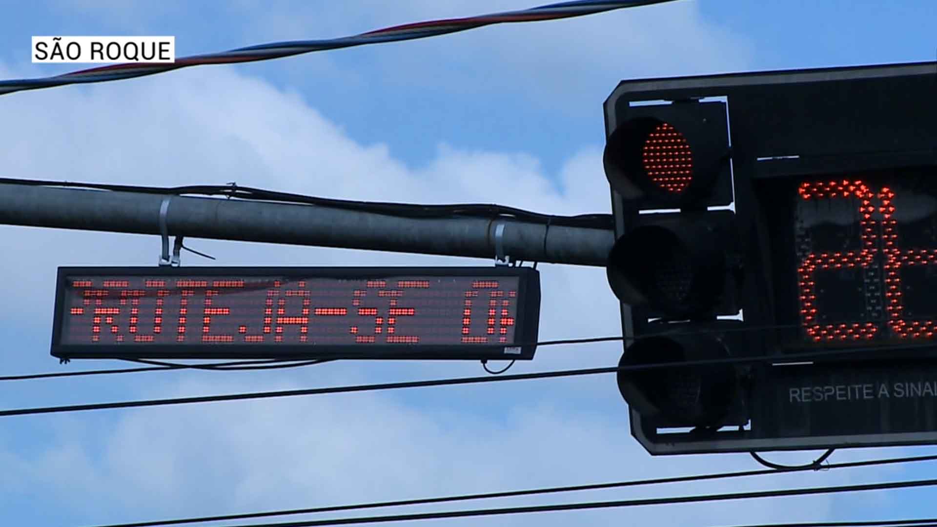 Painéis alertam para prevenção à covid-19 em São Roque