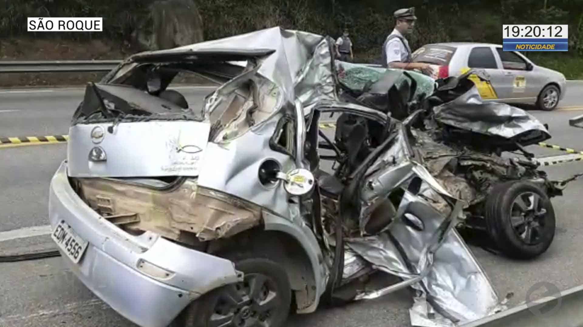 Homem morre em acidente de carro em São Roque