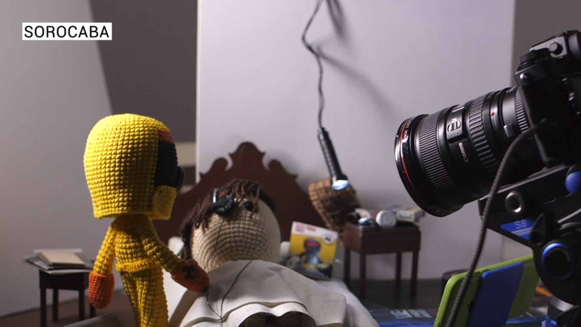 Sorocabano recria cena de filme em stop motion