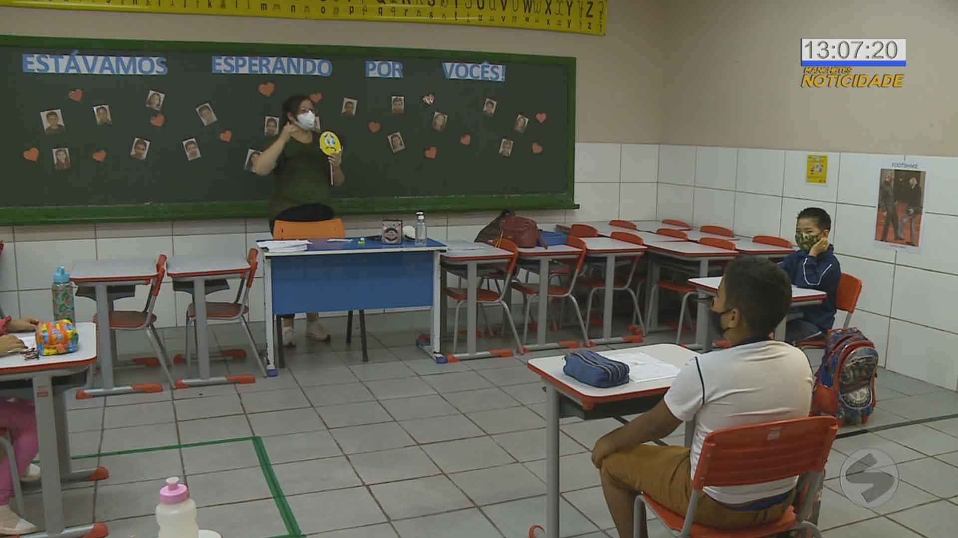 Alunos de Piedade retomam aulas presenciais