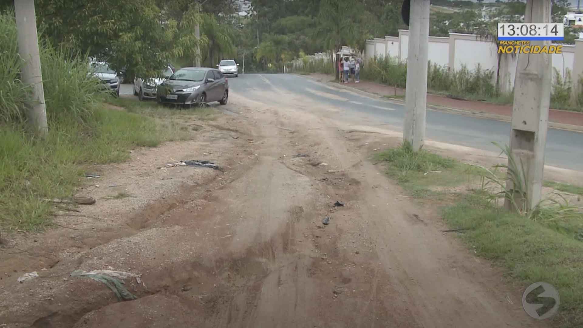 rua esburacada