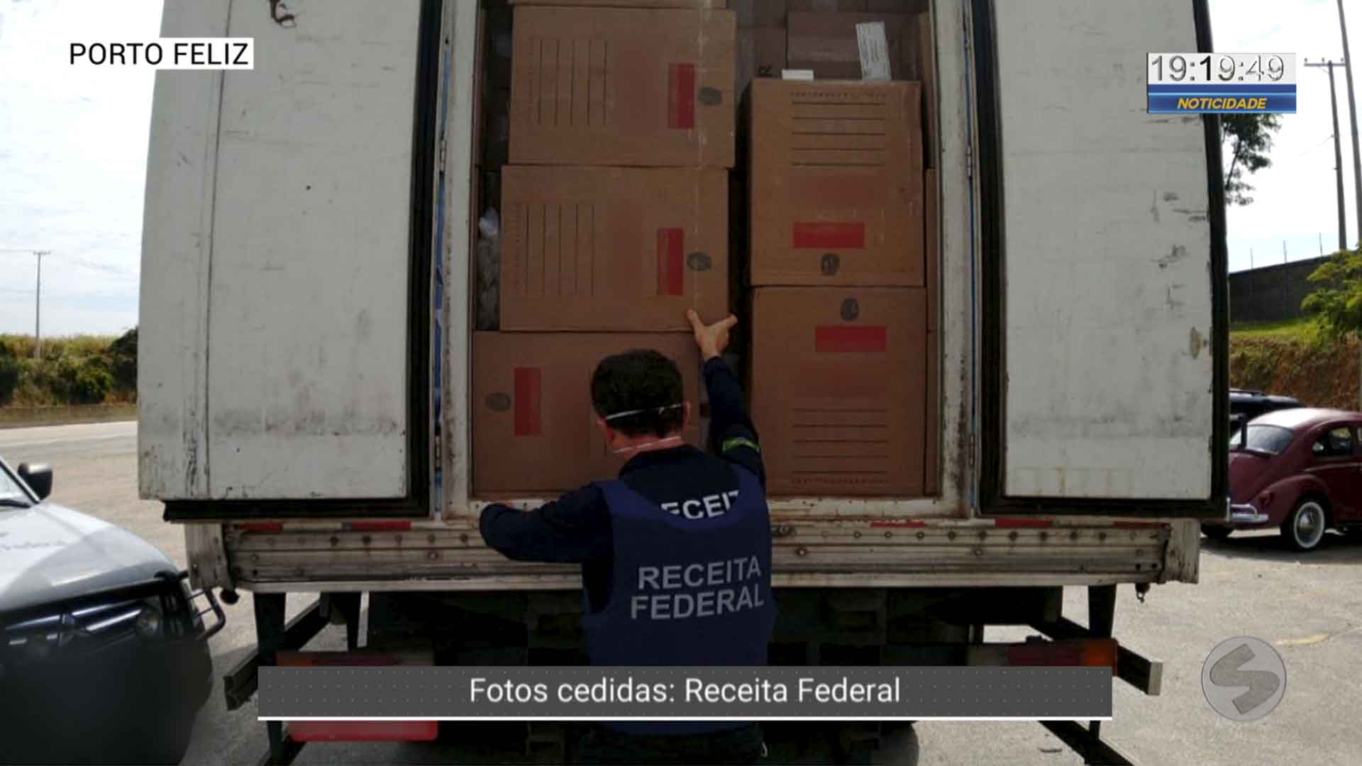 Polícia rodoviária apreende 300 mil maços de cigarro contrabandeado