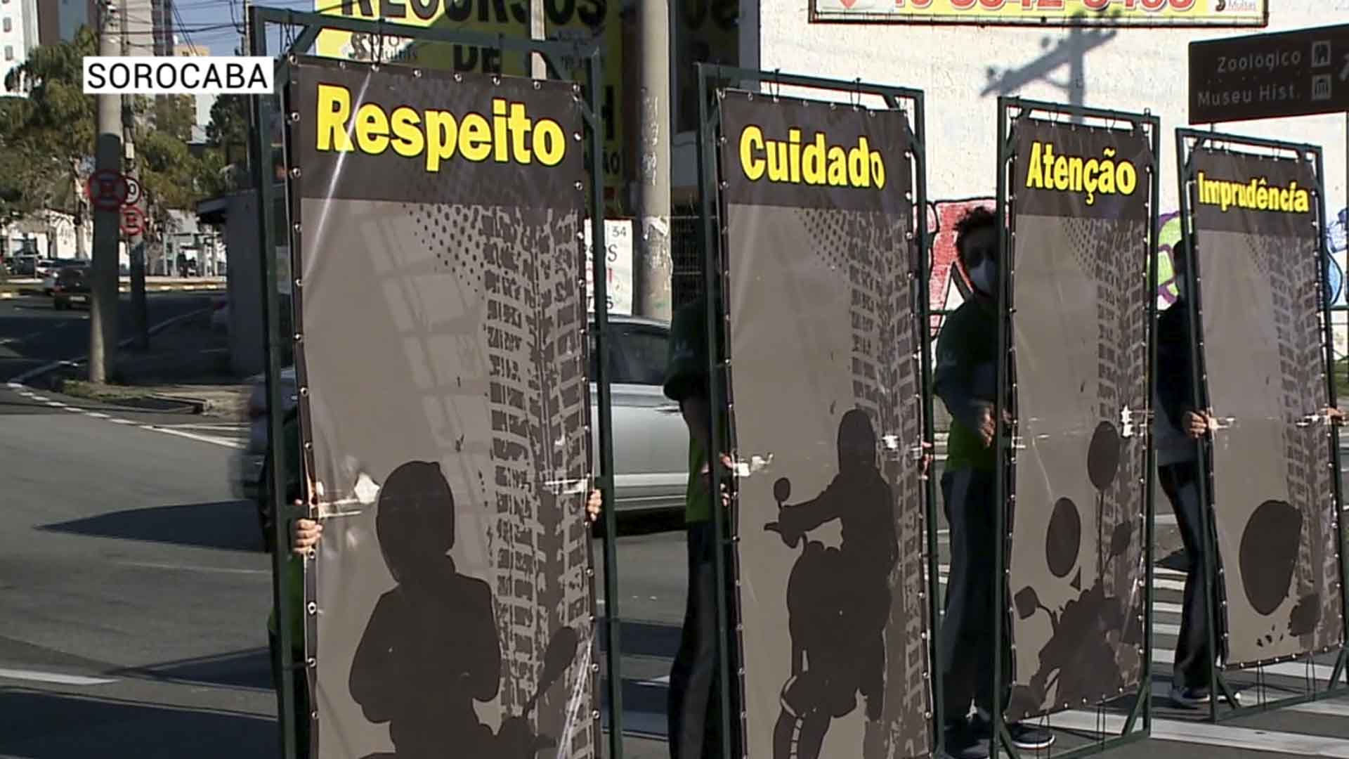 Urbes faz ação de trânsito para conscientizar motoristas