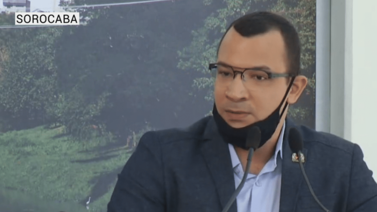 Vereador sem máscara gera discussão na câmara de Sorocaba
