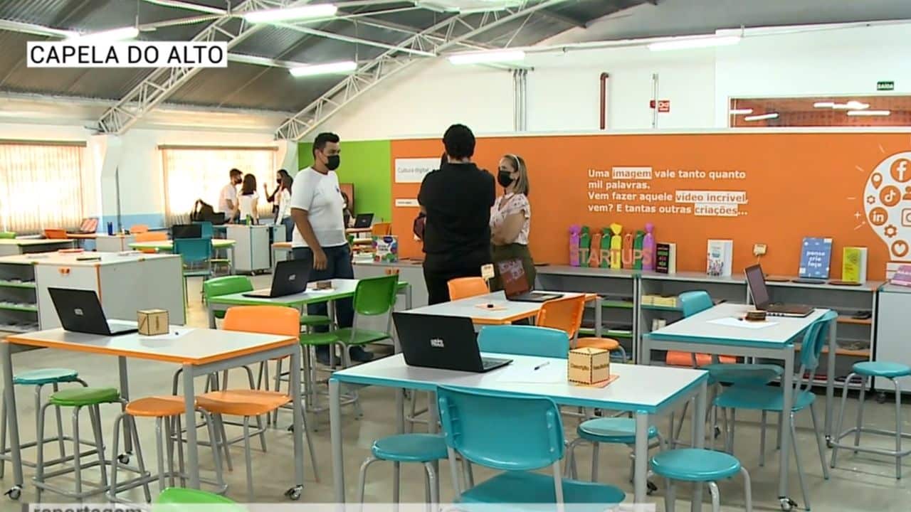 Rossieli Soares participa de inauguração e Centro de Educação em Capela do Alto