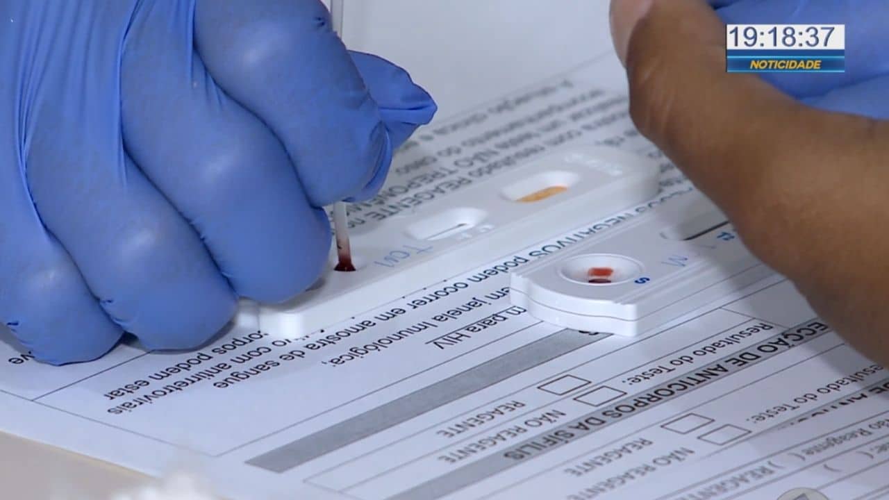 Dezembro vermelho: conscientização sobre aids e sífilis