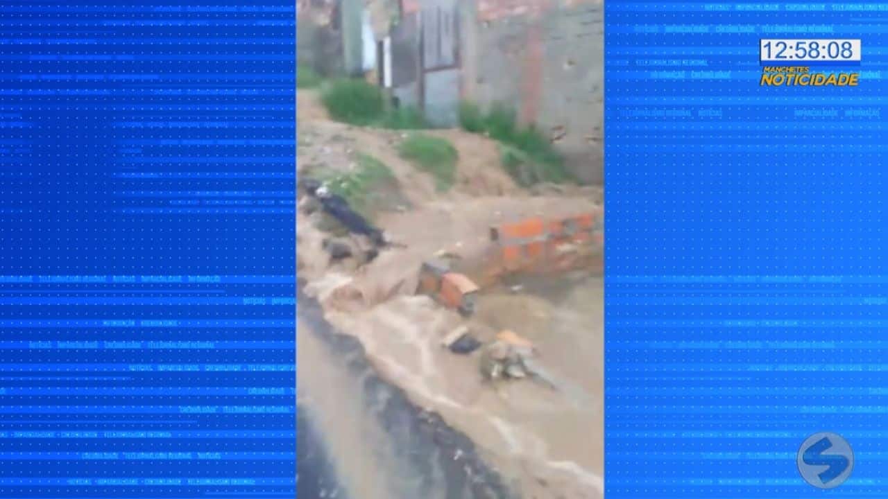 Moradores da Zona Norte de Sorocaba reclamam de rua esburacada