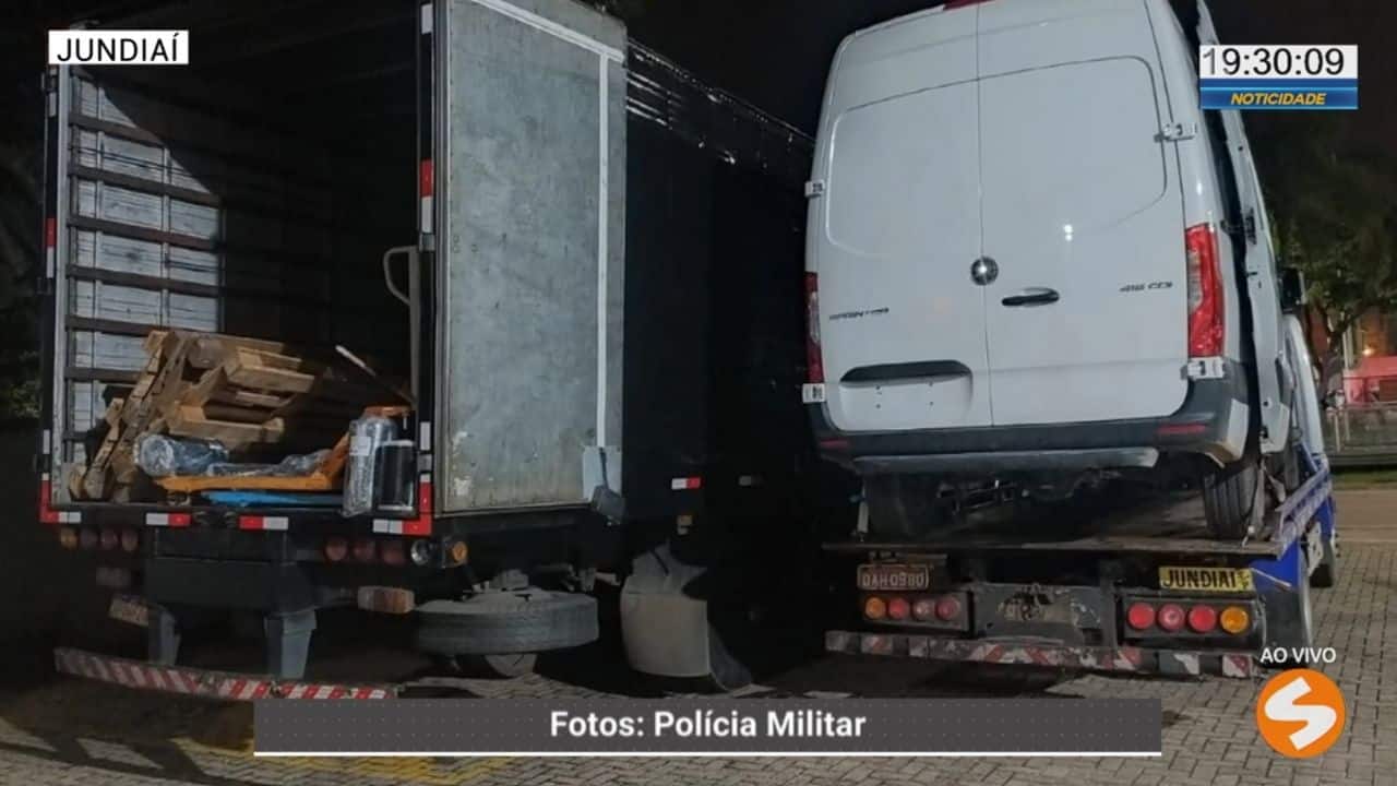 Furgão e pneus roubados são recuperados pela PM em Jundiaí