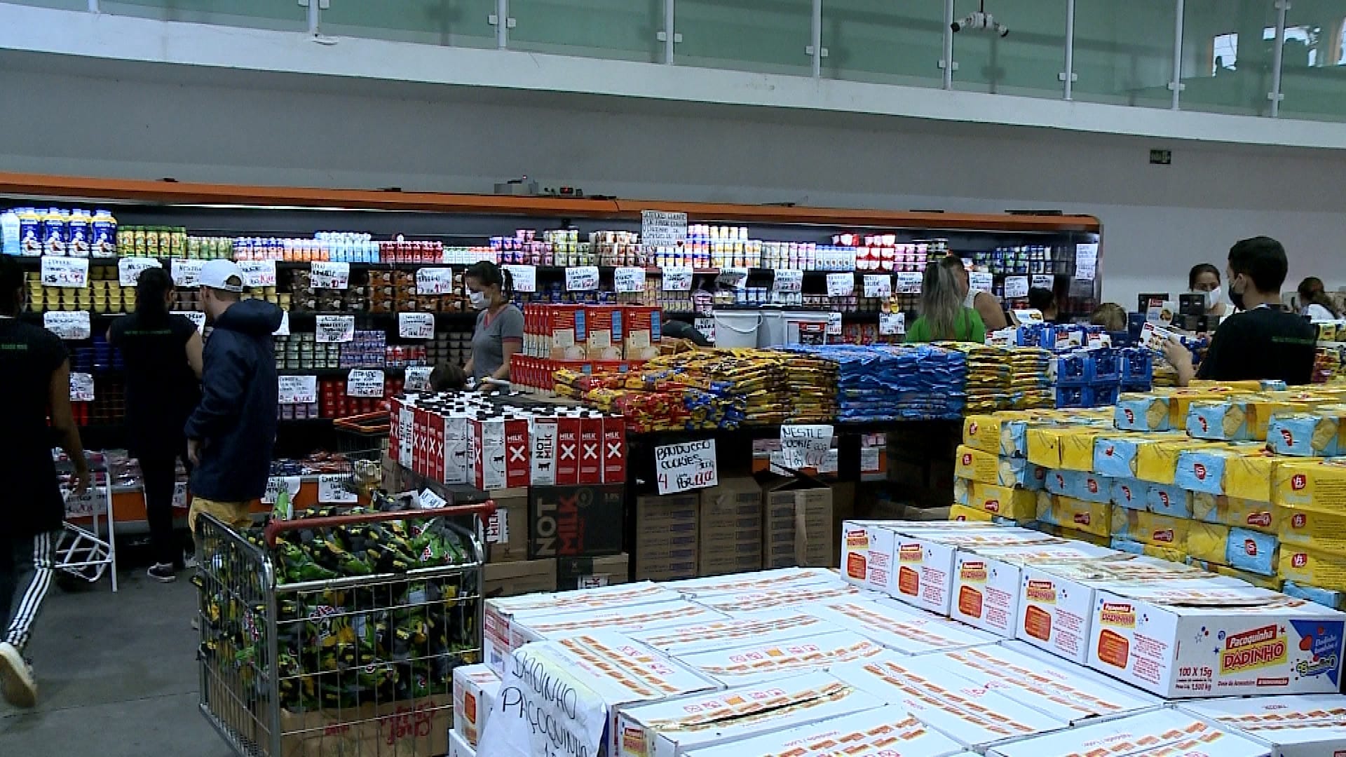 Inflação: supermercados apostam em promoções