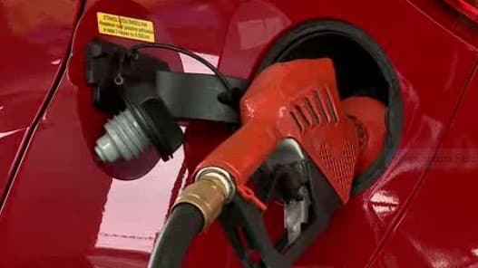 Redução no preço da gasolina é anunciada pela Petrobras