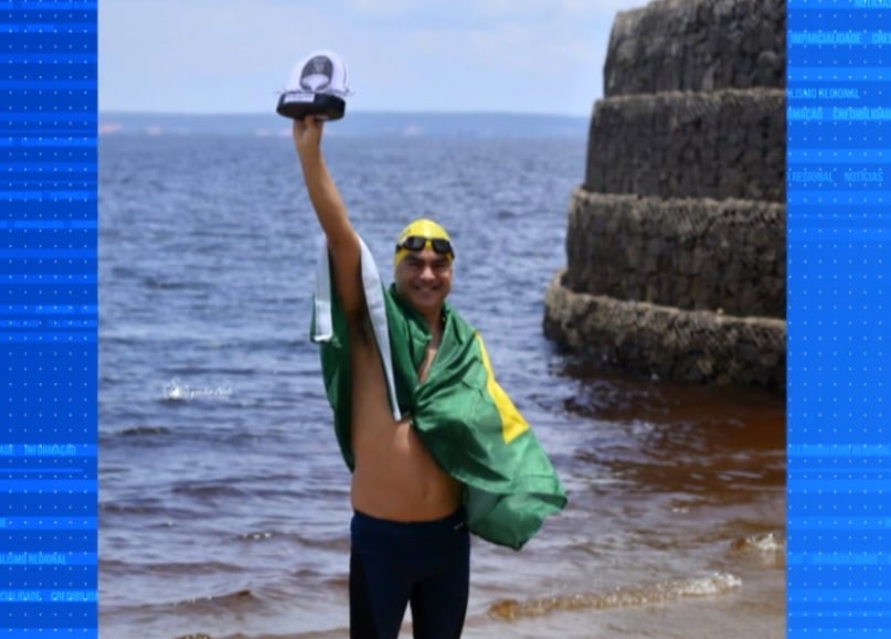 Ultramaratonista de Votorantim completa desafio de 30 quilômetros a nado no Rio Negro