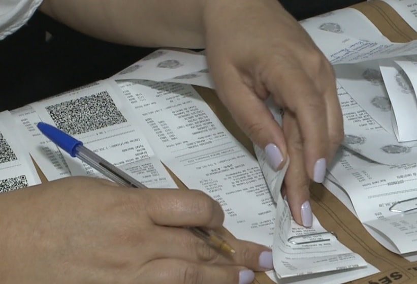 Cartório eleitoral de Sorocaba registrou grande movimentação com a contagem dos votos