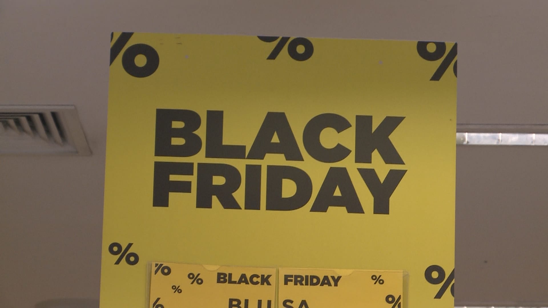 Consumidores devem ficar atentos durante compras da Black Friday