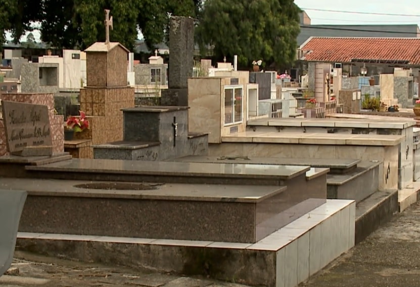 Cemitério em Campo Limpo Paulista registra superlotação e sepulta cidadãos em cidades vizinhas