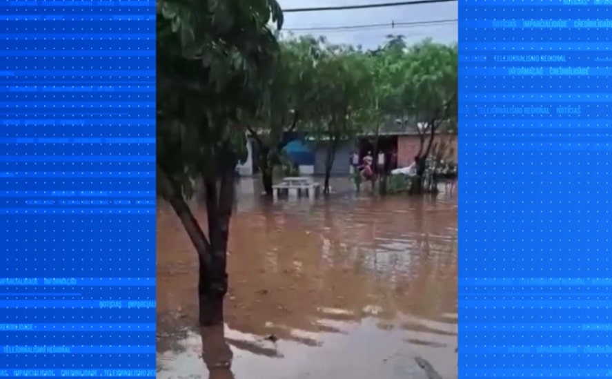 Chuva causa estragos no Jardim Novo Horizonte