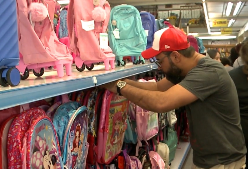 Comerciantes esperam aumento de até 20% nas vendas de materiais escolares
