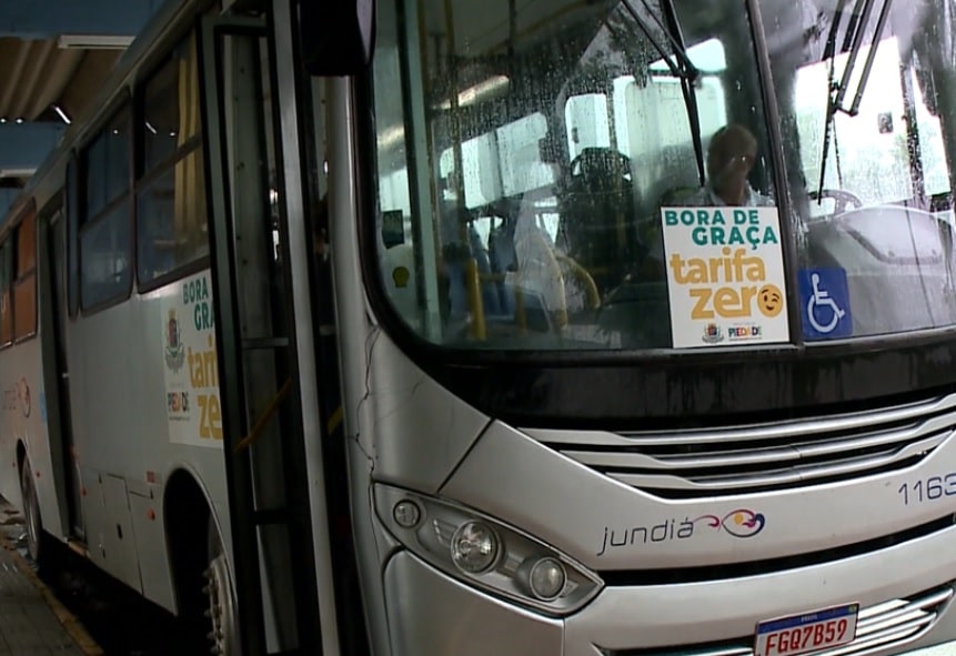 Piedade implanta transporte coletivo público de graça