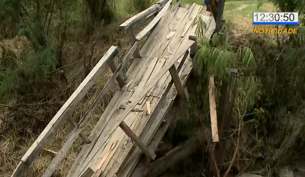 Moradores da zona norte de Sorocaba reclamam sobre ponte danificada