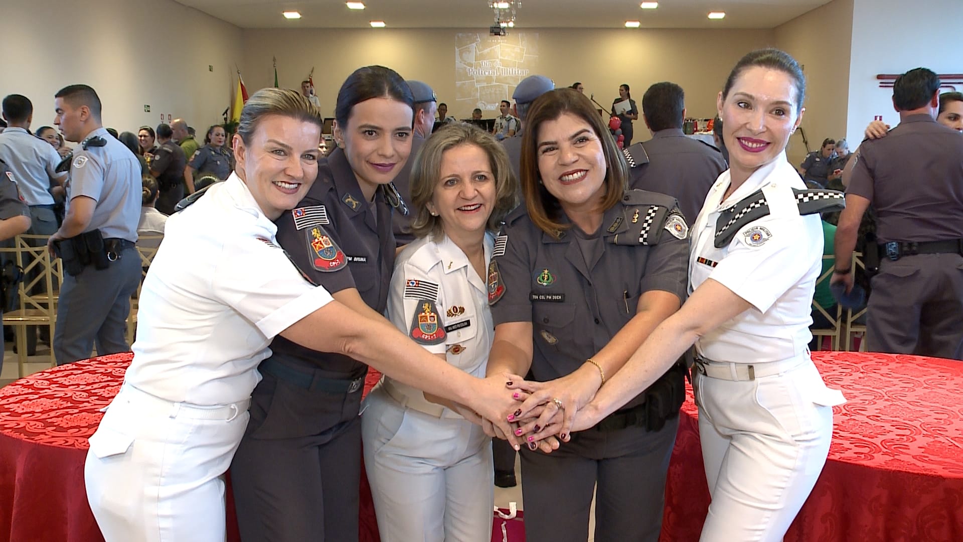 Evento homenageia policiais militares femininas