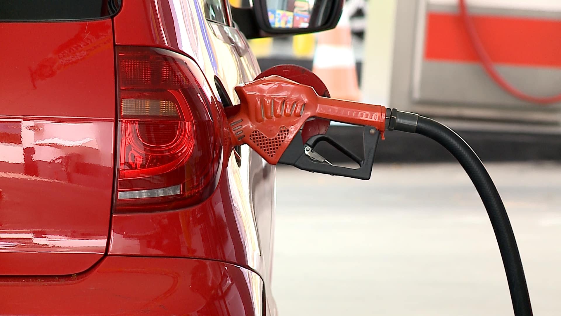 Procon faz mutirão de fiscalização de preços nos postos de combustíveis