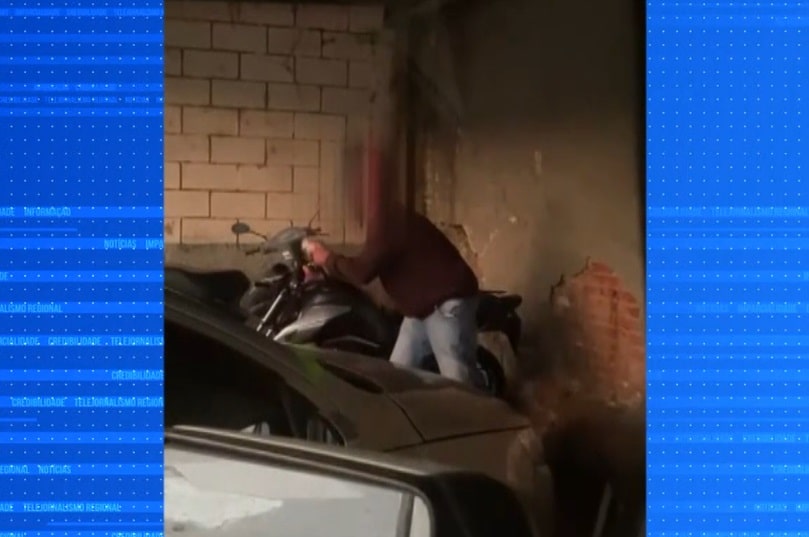 Dupla é presa após tentar furtar motocicleta em São Roque