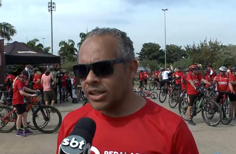 Famílias participam de evento ciclístico inclusivo