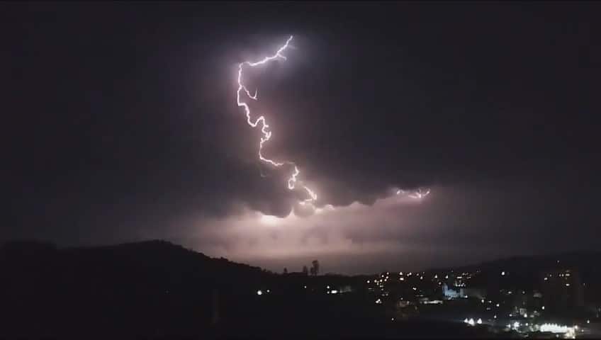 Sorocaba registrou quase 10 mil raios até setembro deste ano