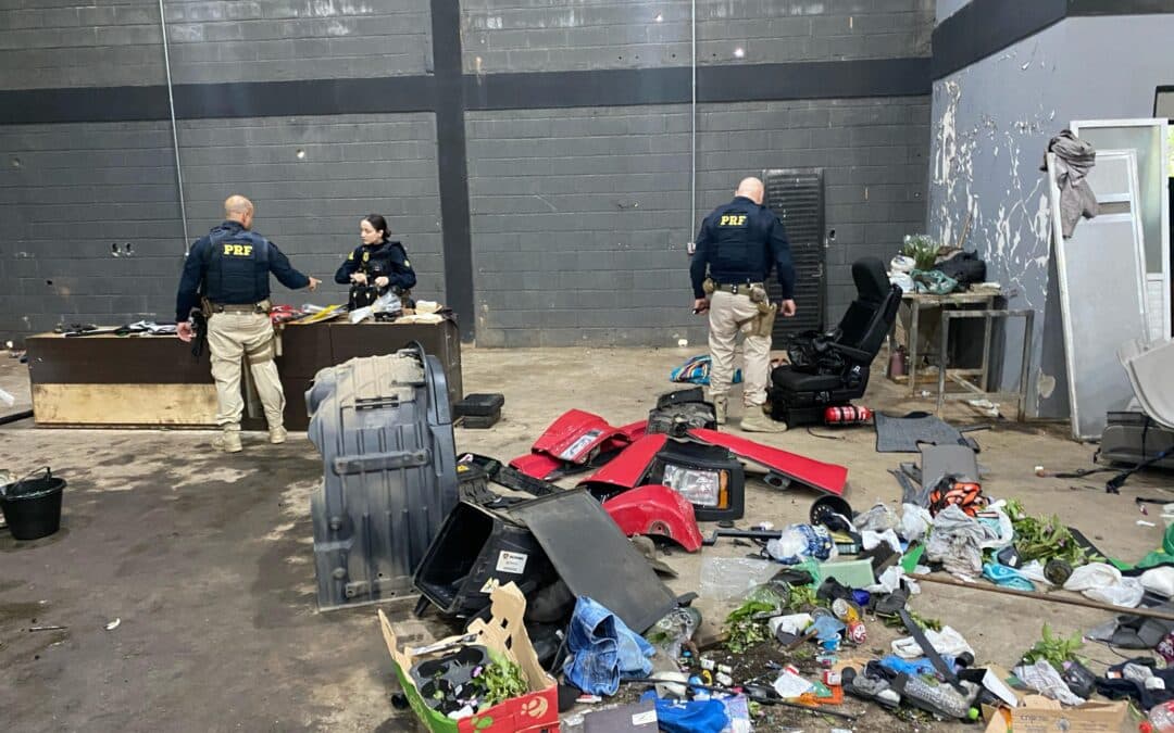 Polícia Rodoviária Federal faz operação contra roubos de caminhões