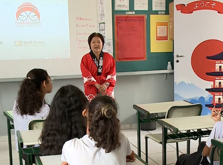 Cursos de línguas são oferecidos em escolas estaduais