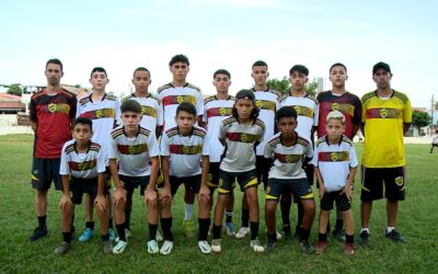 Jovens de Sorocaba se preparam para campeonato de futebol na Espanha