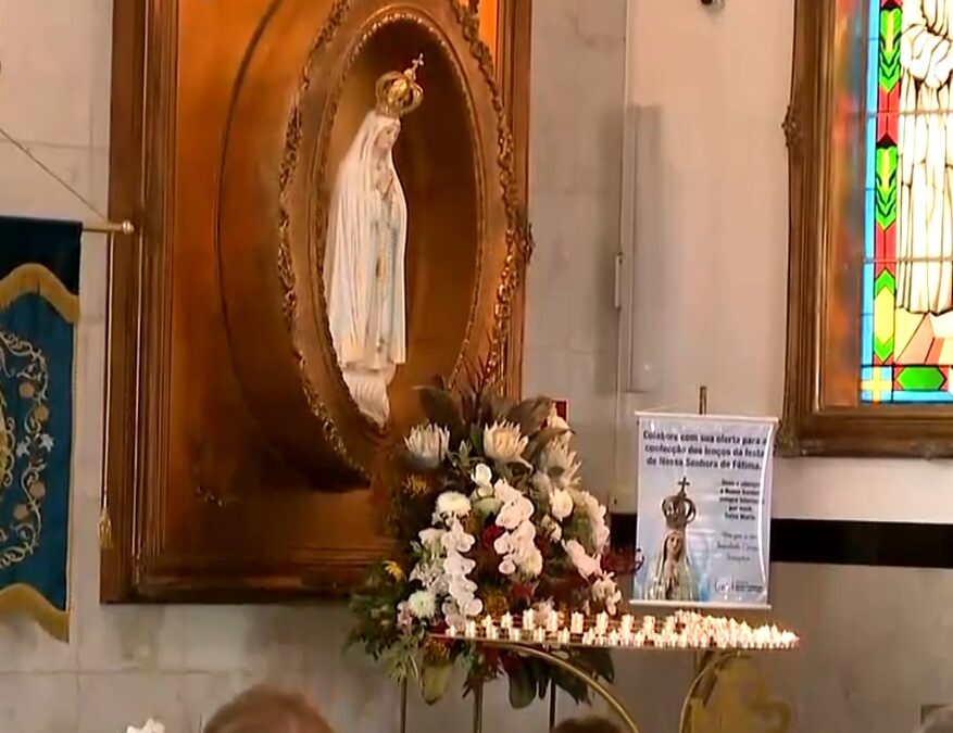 Fiéis participam de missas em Sorocaba no Dia de Nossa Senhora de Fátima