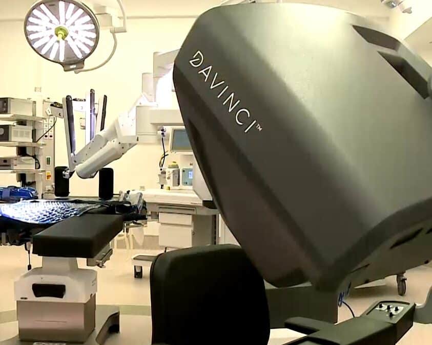 Mais de 60 cirurgias já foram feitas com ajuda de robô cirurgião em Sorocaba