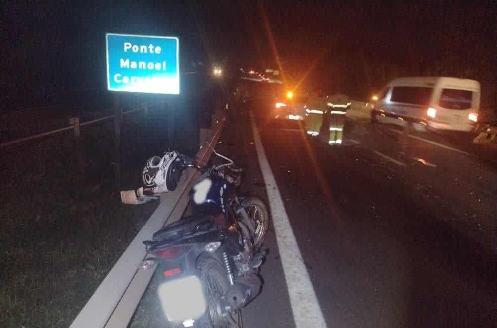 Motociclista morre após atropelar animal em rodovia de Tietê
