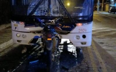 Motociclista morre em acidente com ônibus em Jundiaí
