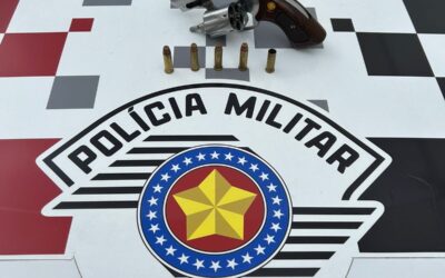 Homem é preso por atirar em mulher na avenida Itavuvu