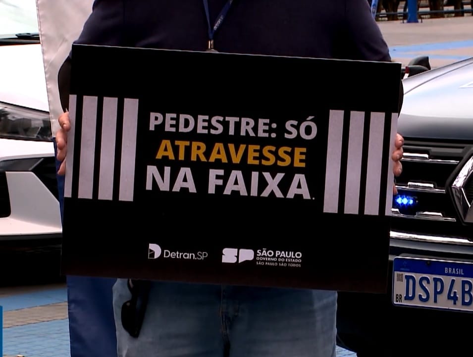 Placa da a&ccedil;&atilde;o.