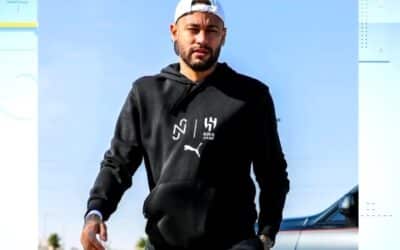 Jatinho de Neymar pousa em São Roque
