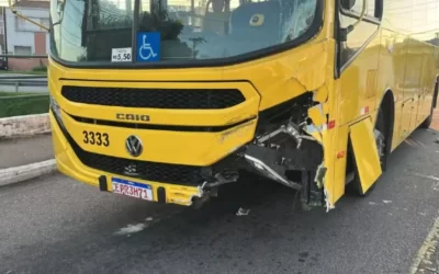 Choque com ônibus mata motociclista em Jundiaí