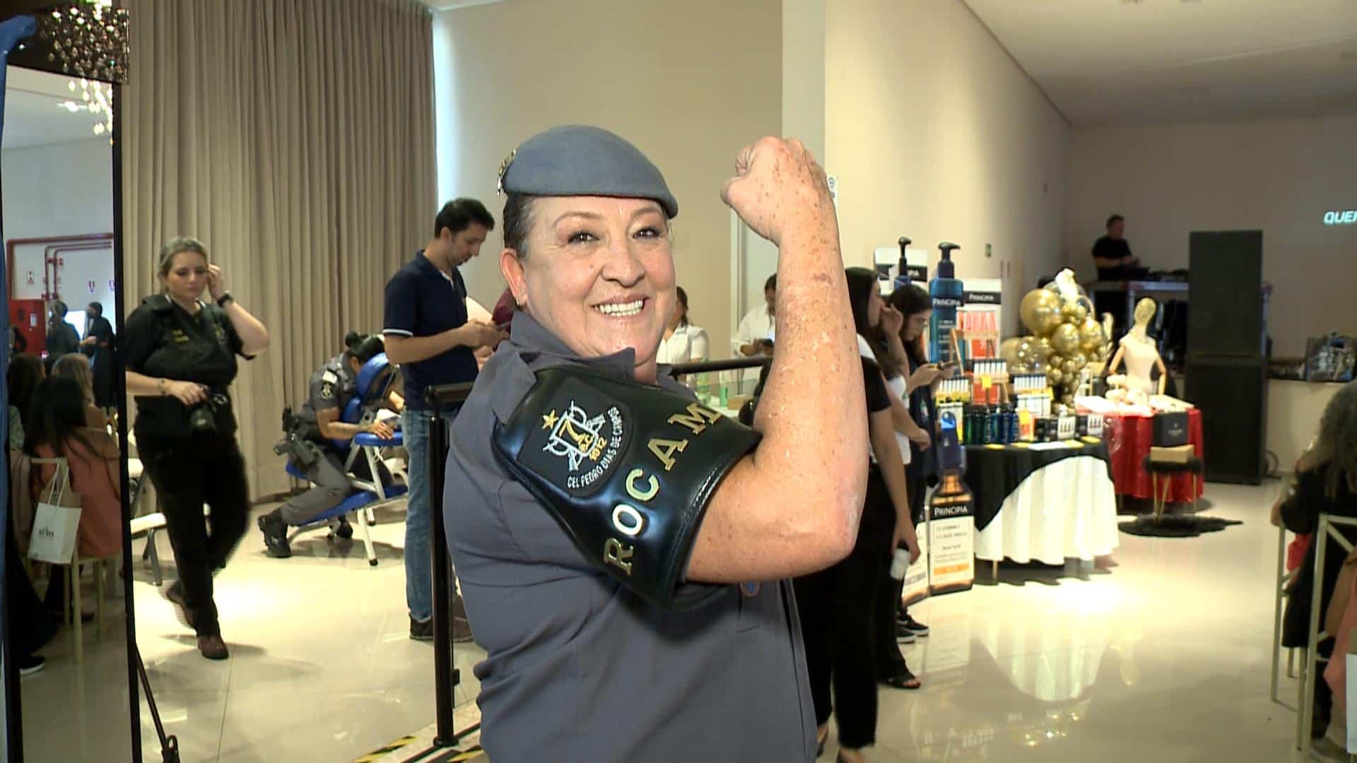 70 anos PM feminina