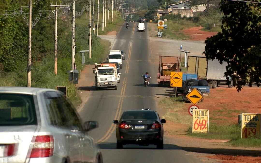 Moradores cobram melhorias em estrada entre Sorocaba e Iperó