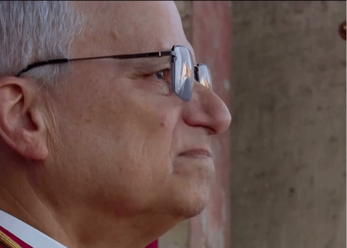 Papa Leão XIV é anunciado no Vaticano e emociona fiéis