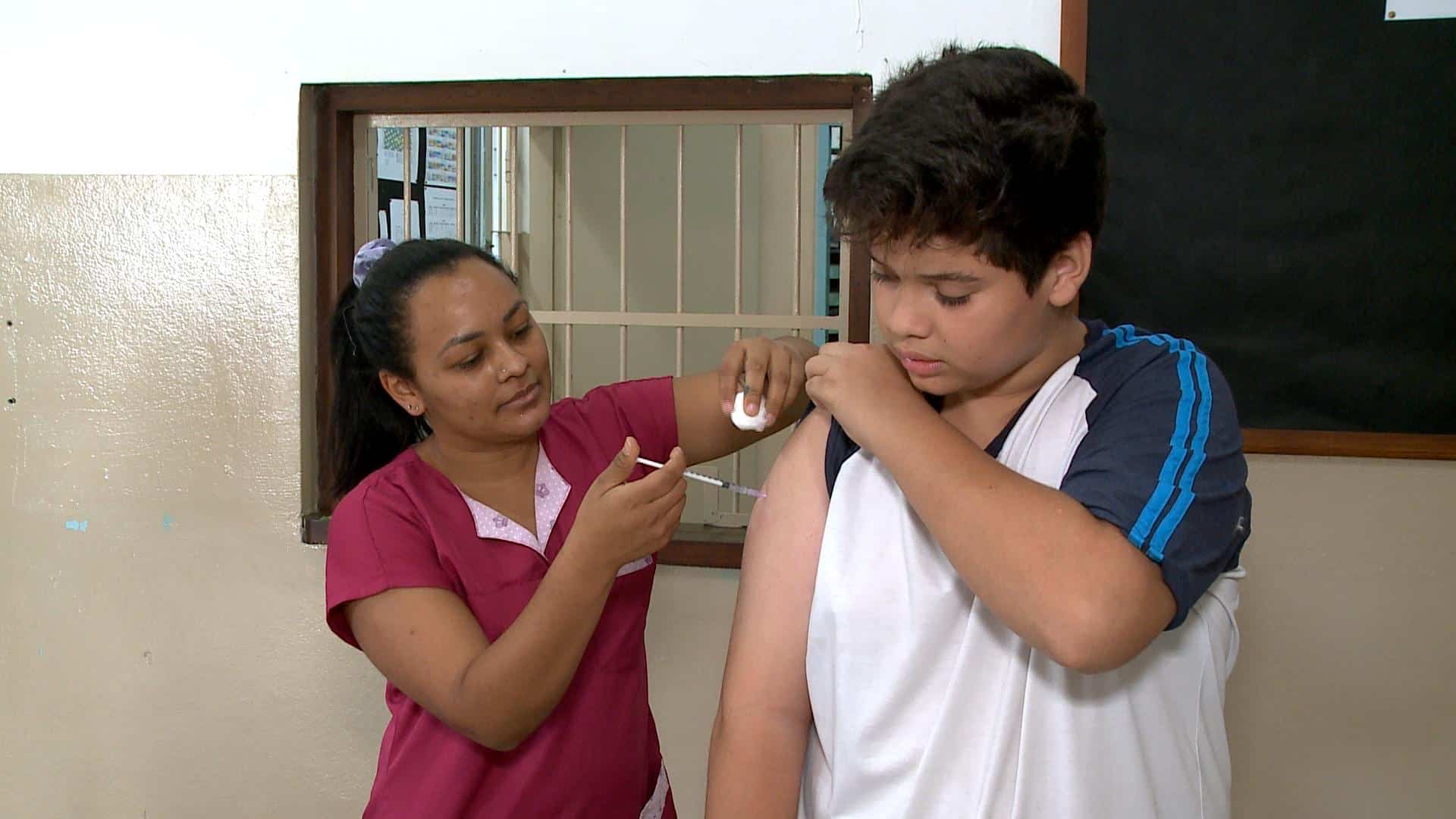 vacinação escolas Mairinque