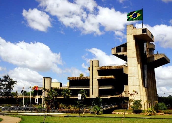 Sorocaba abre processo seletivo para estágio na área da Educação