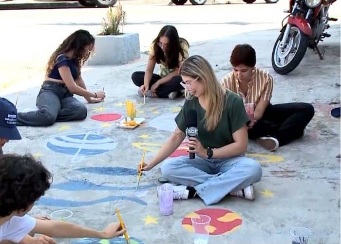 Ação colore calçadas de Sorocaba e afasta crianças das telas