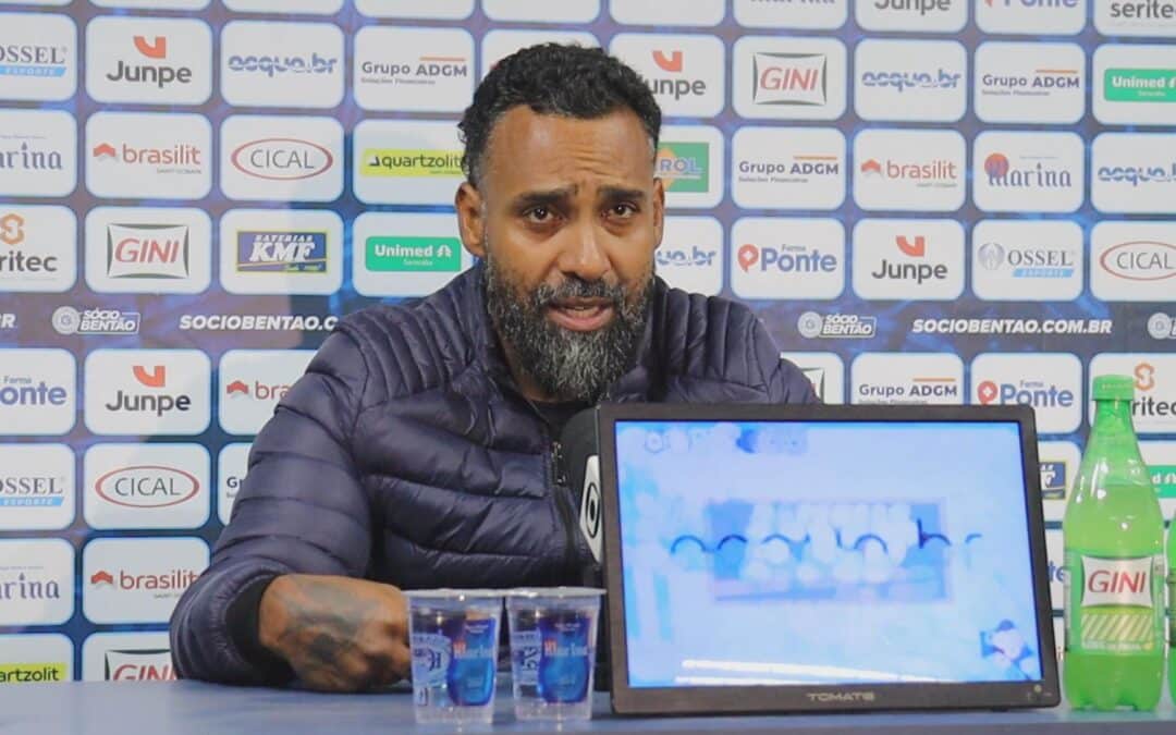 Dyego Coelho deixa o comando do São Bento após derrota na Copa Paulista