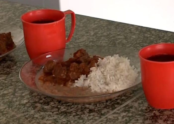 Almo&ccedil;o nas f&eacute;rias